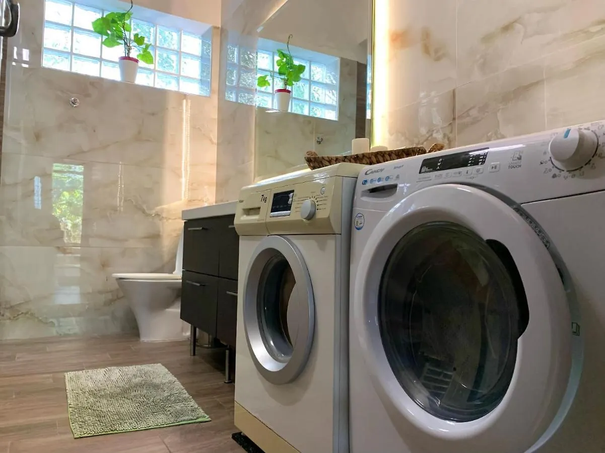 Oasis Luxury Detached House In Thessaloniki With Hydromassage 아파트