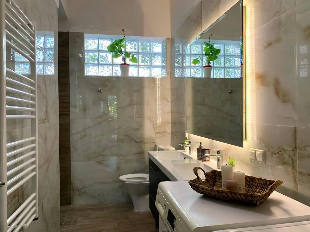 Oasis Luxury Detached House In Thessaloniki With Hydromassage 아파트