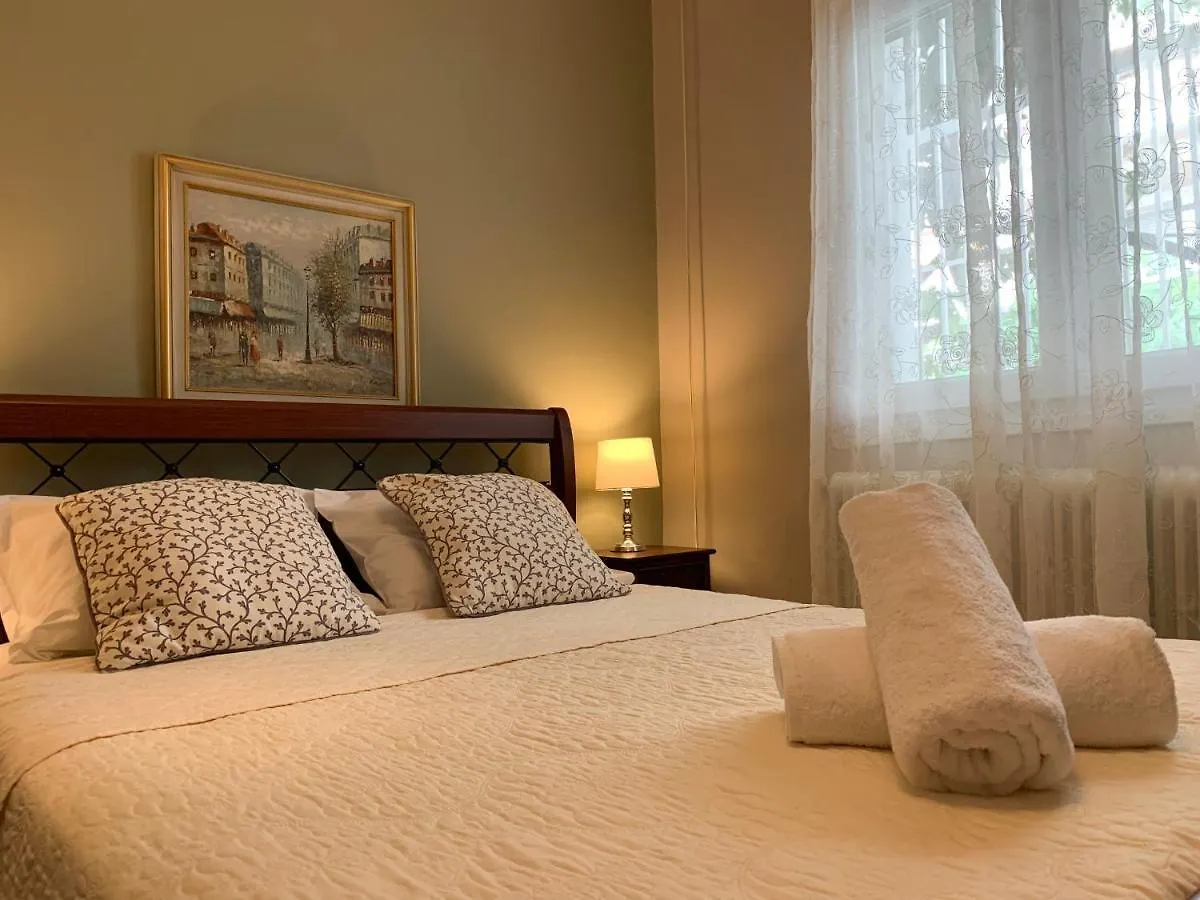 Oasis Luxury Detached House In Thessaloniki With Hydromassage Apartment