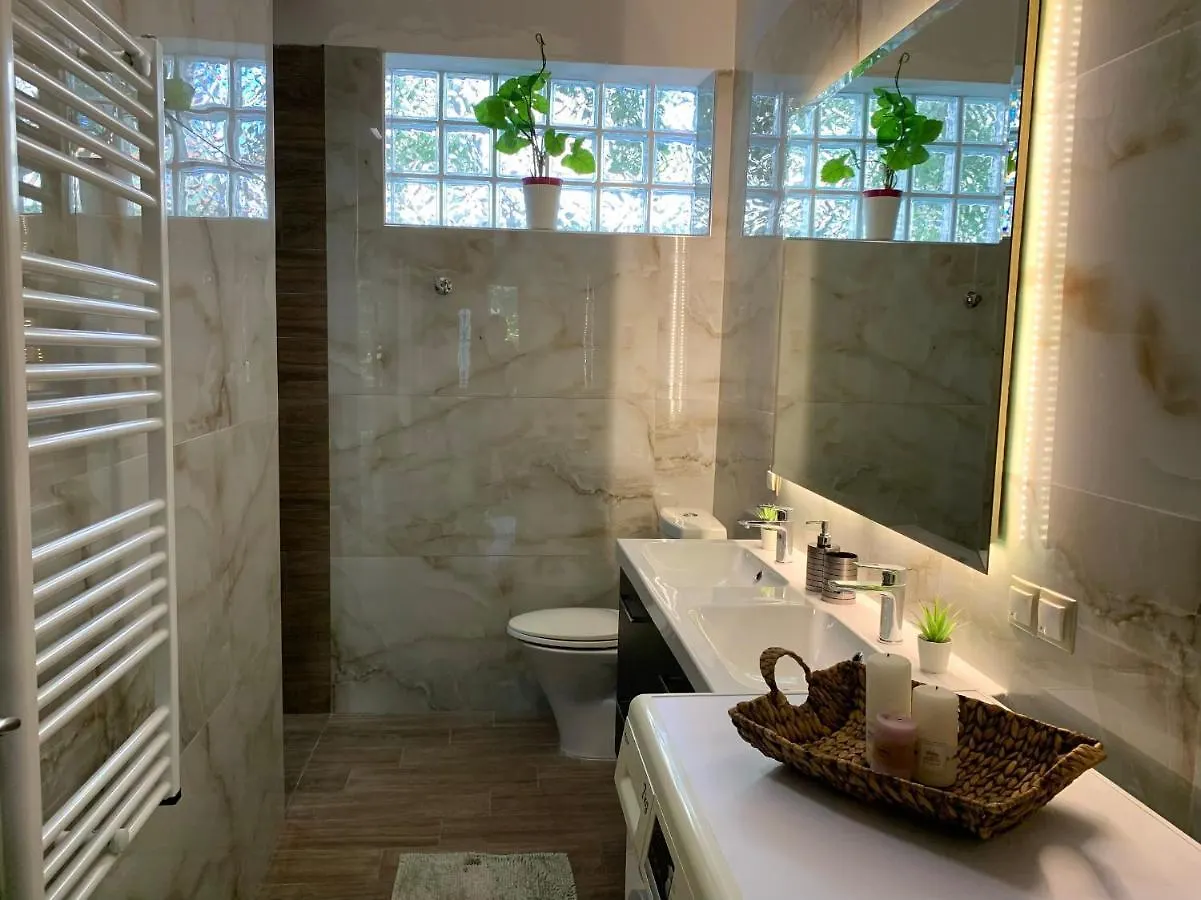 Oasis Luxury Detached House In Thessaloniki With Hydromassage Apartment
