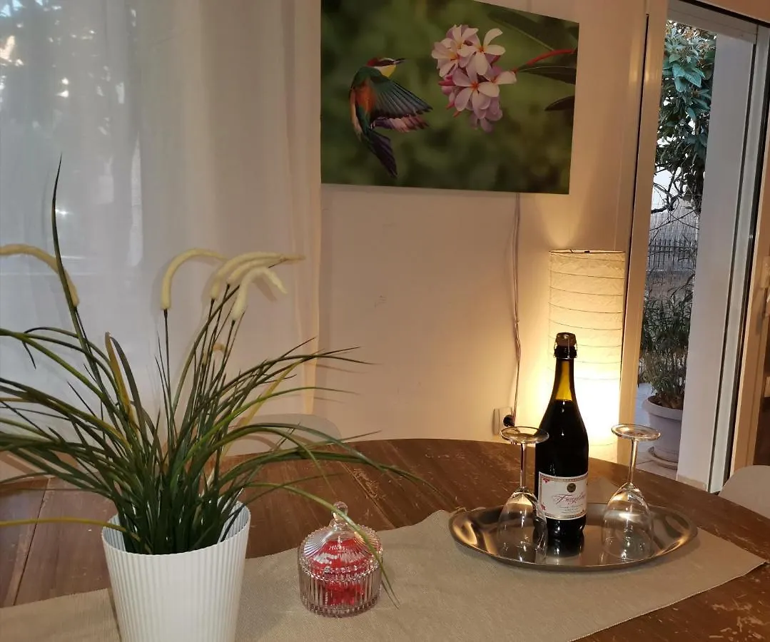 Oasis Luxury Detached House In Thessaloniki With Hydromassage Apartment 0*,  Greece