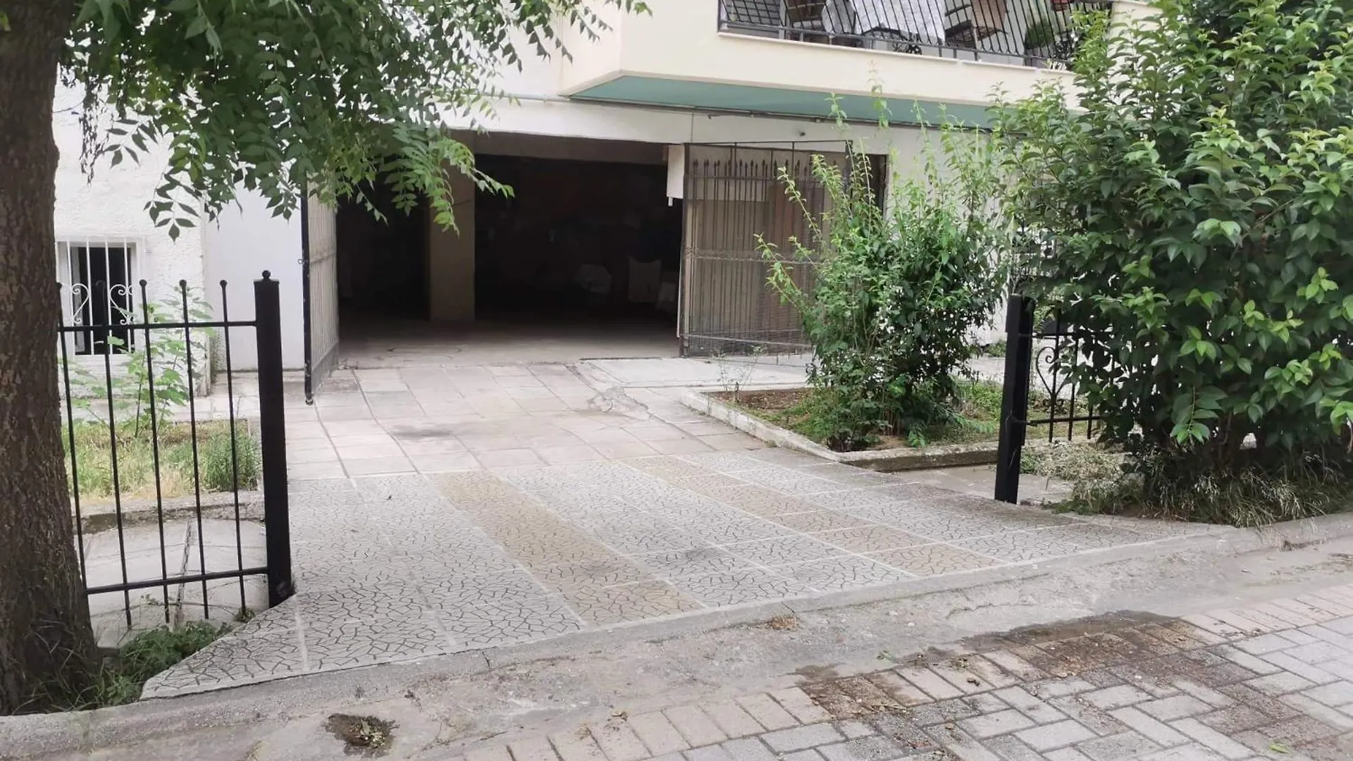 Oasis Luxury Detached House In Thessaloniki With Hydromassage Apartment Greece