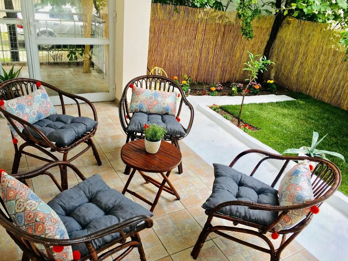 Oasis Luxury Detached House In Thessaloniki With Hydromassage Apartment